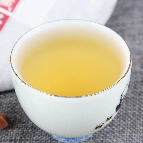 Yiwu Ancient Tree Pure Raw Puer Tea Yunnan Treasures Sheng Puerh Tea 357g