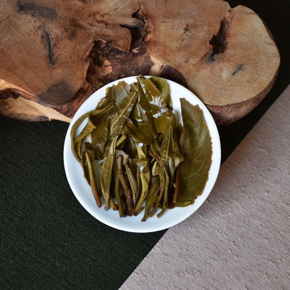 MENGKU Rongshi Mu Ye Chun Pu'er Tea Early Spring Pu-erh Tea Cake 400g Raw