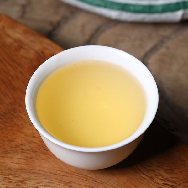 Haiwan Raw Pu-erh 9948 Menghai Pu'er Batch 201 Sheng Puer Tea Cake 357g