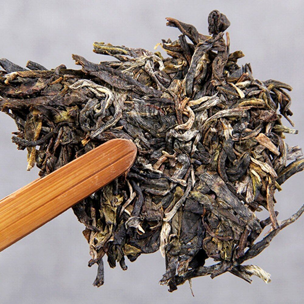 Yiwu Ancient Tree Pure Raw Puer Tea Yunnan Treasures Sheng Puerh Tea 357g