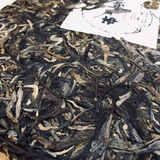 357g Spring Big Leaves Pu-erh Raw Tea Cake Bulang Puerh Shengcha Yunan Pu'er Tea