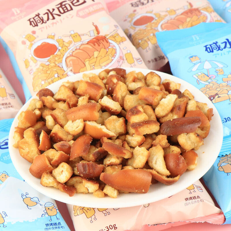 30g*10 bags Alkaline water bread large crisp bread two flavors of casual snacks