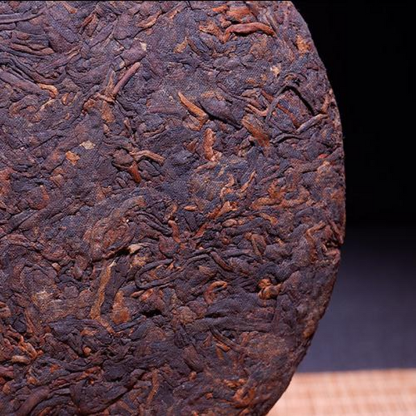 357g Yunnan Pu'er Cooked Tea Iceland Ripe Puerh Tea Cake Ancient Tree Pu'er Tea