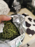 100g Chinese Green Tea Ming Qian Silver Jar Que She Queshe Sparrow's Tongue