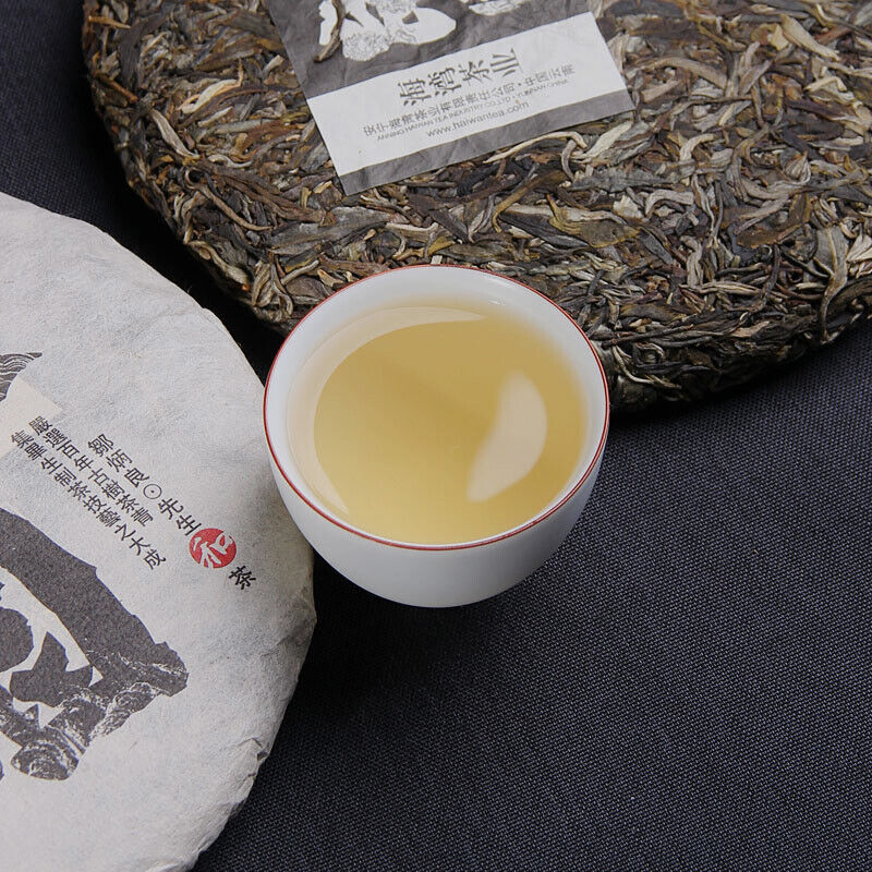400g Haiwan Old Comrade Liangyuan Raw Tea Cake Yunnan Pu'er Tea Main image