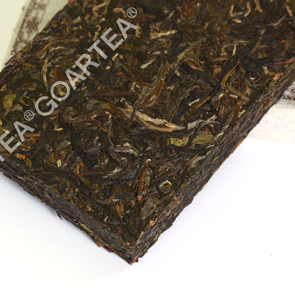 Year 250g Supreme Yunnan Yiwu Ancient Tree Pu'er Puer puerh Brick Raw Tea