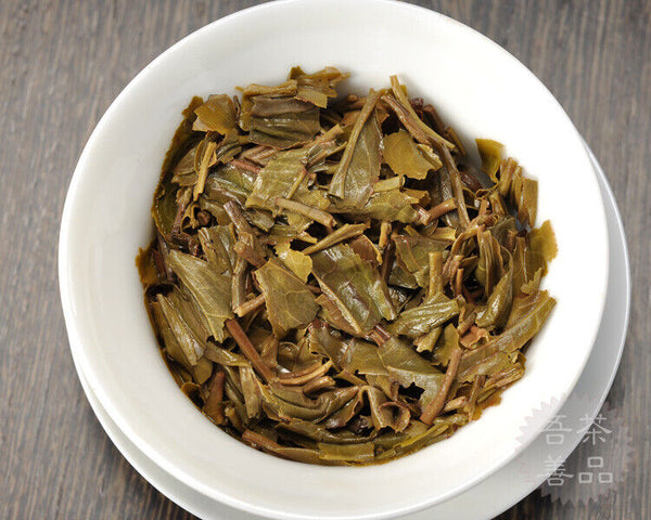 YI PIN 301 Yunnan Menghai DAYI RAW Sheng Pu Er Puer Pu Erh Tea Cake 357g