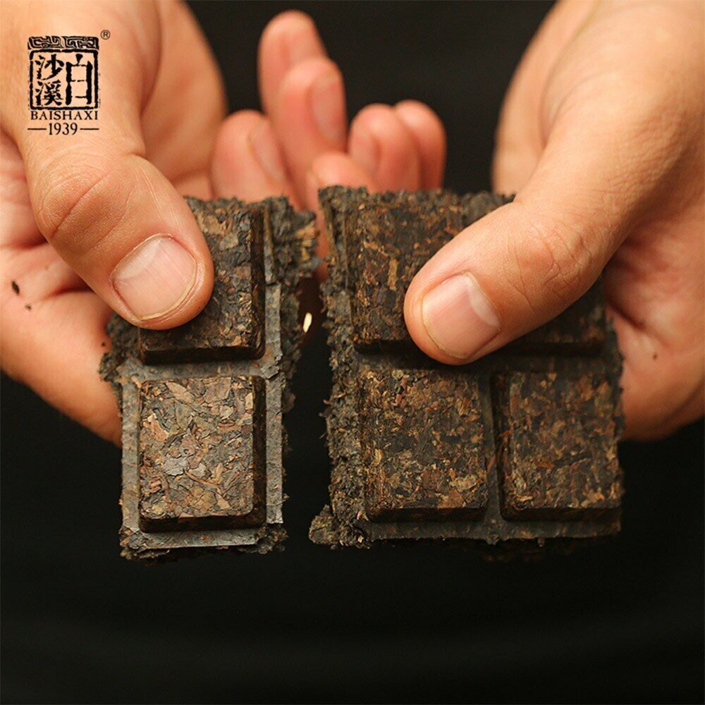 HE ZHUANG CHA China Anhua Baishaxi Instant Dark Tea Shortcut Brick Tea 450g