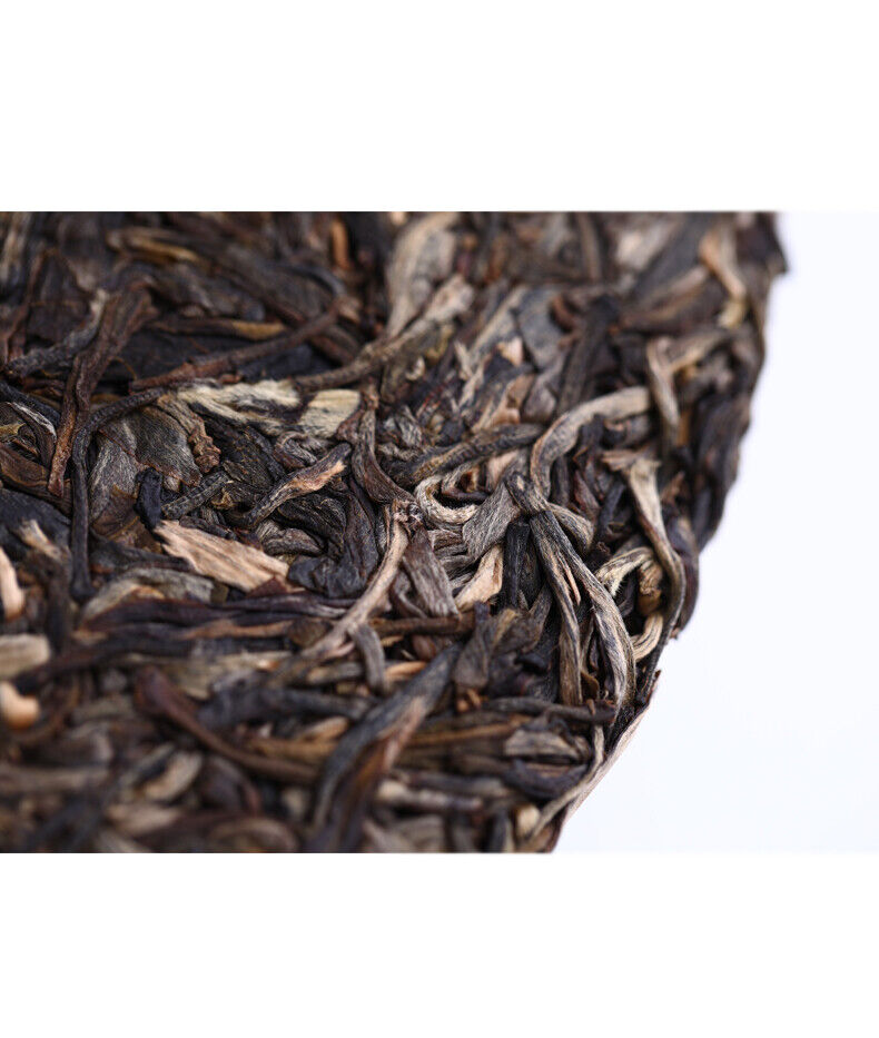 Liang Zai Pin * Yunnan Pu'er Haiwan Old Comrade Old Tree Raw Puerh Tea 400g