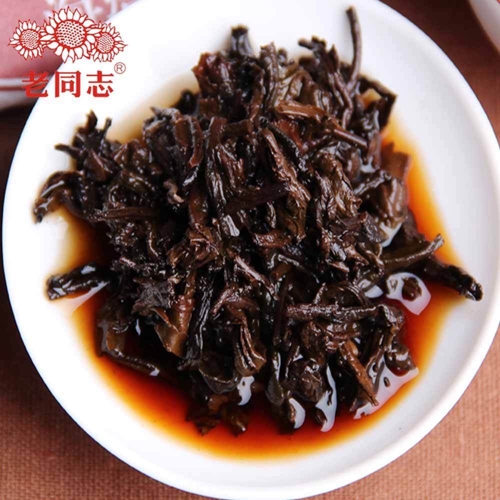 Shu Puer yr HaiWan 9978 Batch 181 LaoTongZhi Old Comrade Ripe Puer Tea Cake
