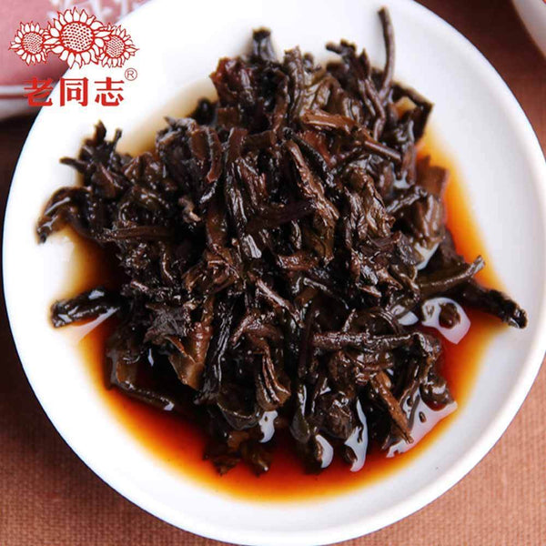 Shu Puer yr HaiWan 9978 Batch 181 LaoTongZhi Old Comrade Ripe Puer Tea Cake