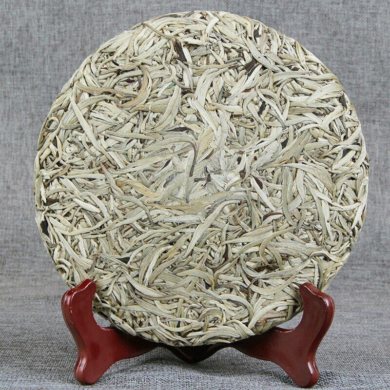Silver Needle White Tea Ancient Tree Moonlight White Single Bud Tea 357g Secondary image