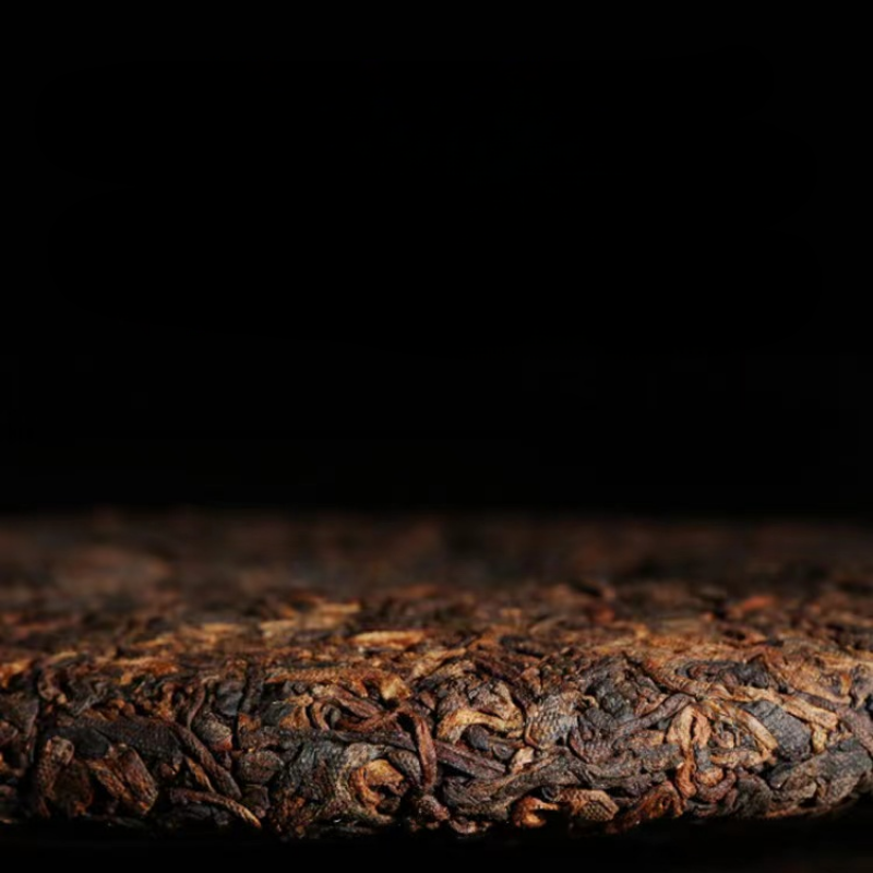710g Yunnan Old Pu-erh Tea Cake Ancient Tree Puerh Ripe Tea Premium Cooked Pu'er