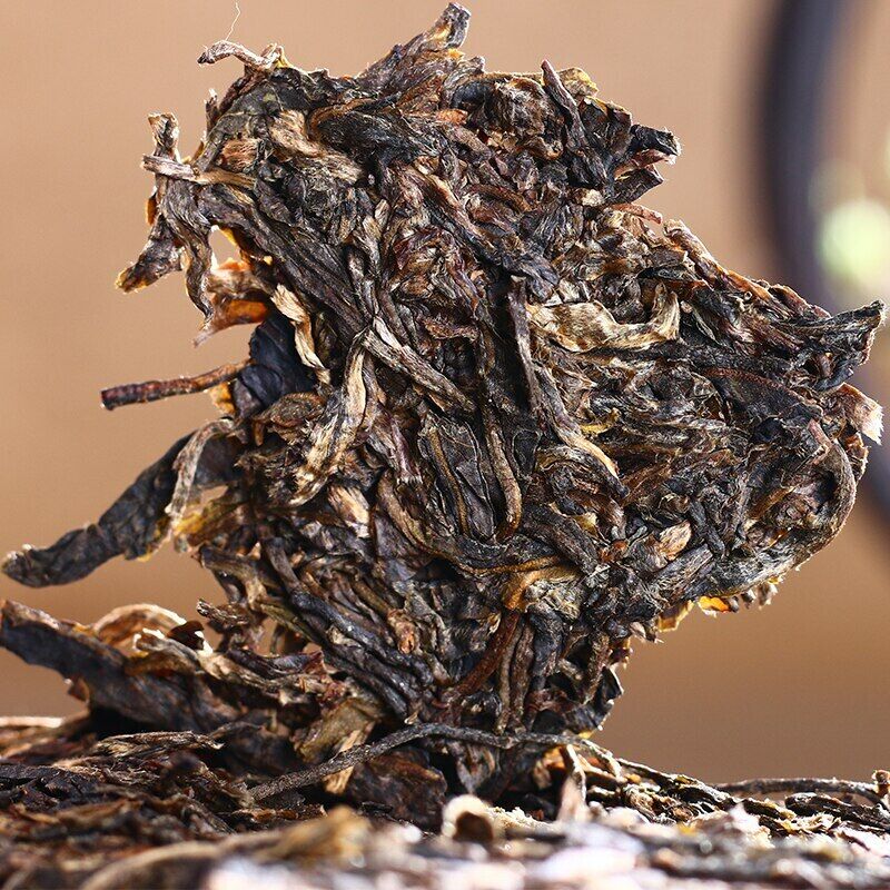 Year Shen Puer Tea Haiwan Old Comrade 9928 Batch 121 Raw Puer Tea 357g