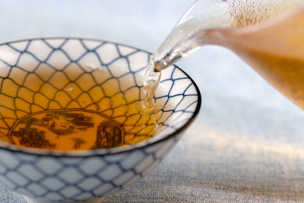 Pu-erh Aged Raw Puer Tea 357g Yunnan Lincang Ancient Tree Puerh Gu Hua Cha