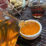 357g Yunnan Raw Pu'er Old Tea Yiwu Tong Qing Hao Aged Pu-erh Raw Tea Cake