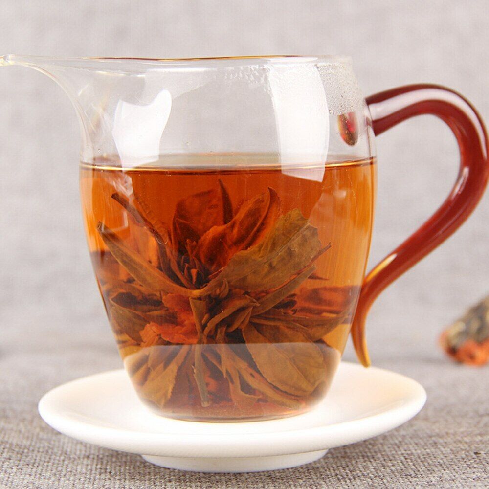 TeaYunnan Black Tea Fengqing Handmade Lily Pagoda Dianhong Chinese Tea 100g