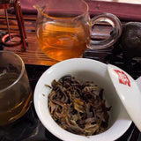357g Yunnan Old Puerh Tea Yiwu Aged Pu-erh Raw Tea Cake Chinese Pu'er Tea