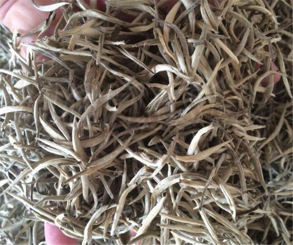 Thé en vrac blanc à l'aiguille d'argent Bai Hao Yin Zhen biologique