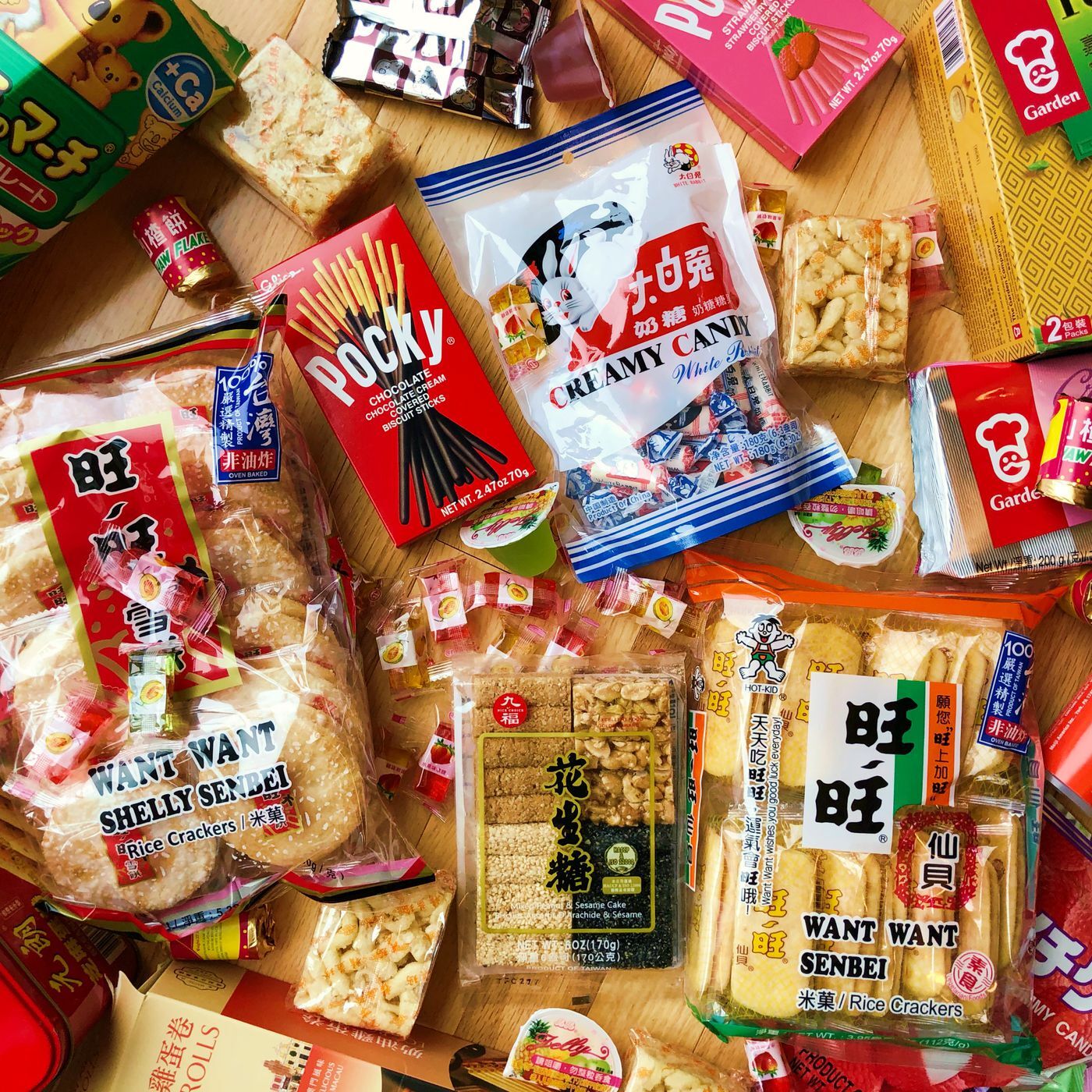36 Piece Japanese Korean Chinese Sweet & Savory Mix Variety Asian Snack  Box Main image