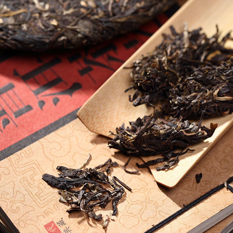 TAETEA 8582 Yunnan Menghai Dayi Pu-erh Green Cake Puer Pu Er Tea 357g Raw