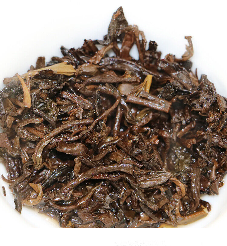 Haiwan Old Comrade Special Cake Puer Cooked Tea Ripe 400g 20th Anniversary