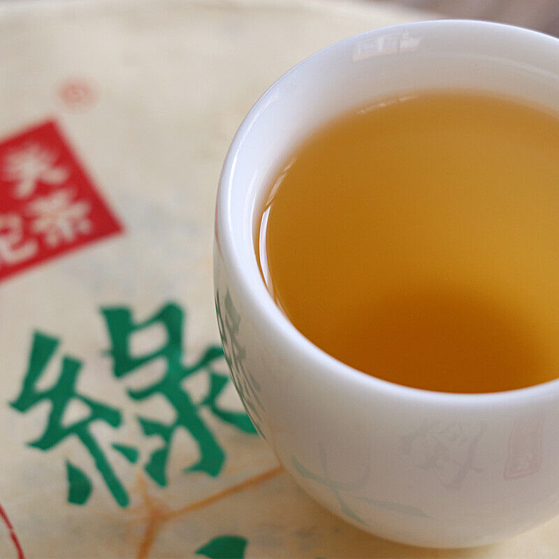 Yiwu Green Big Tree XY Xiaguan Pu-erh Yunnan Pu'er Iron Tea Cake 357g Raw