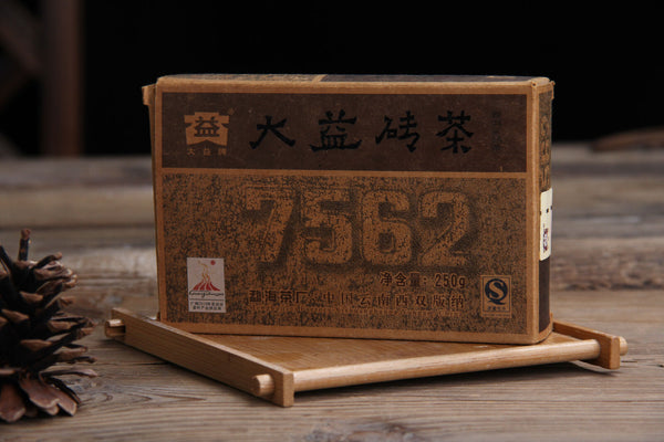 7562 * Yunnan Menghai Dayi Pu-erh Tea Brick Puerh Ripe Puer Tea Brick 250g