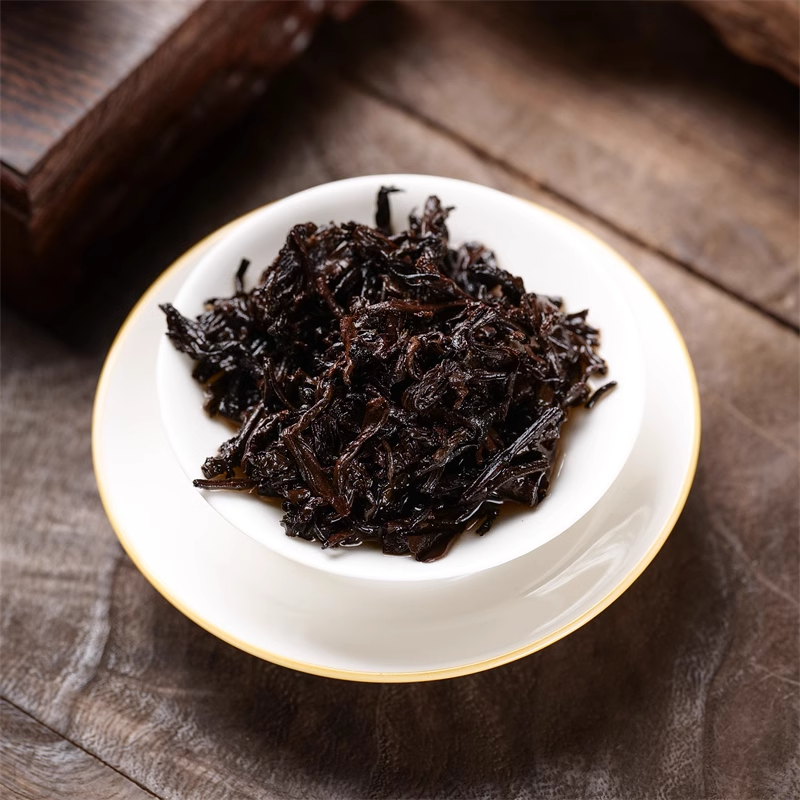 TAETEA 7572 Menghai Dayi Puer Tea Cake Pu-erh Yunnan Pu'er Tea 357g Ripe