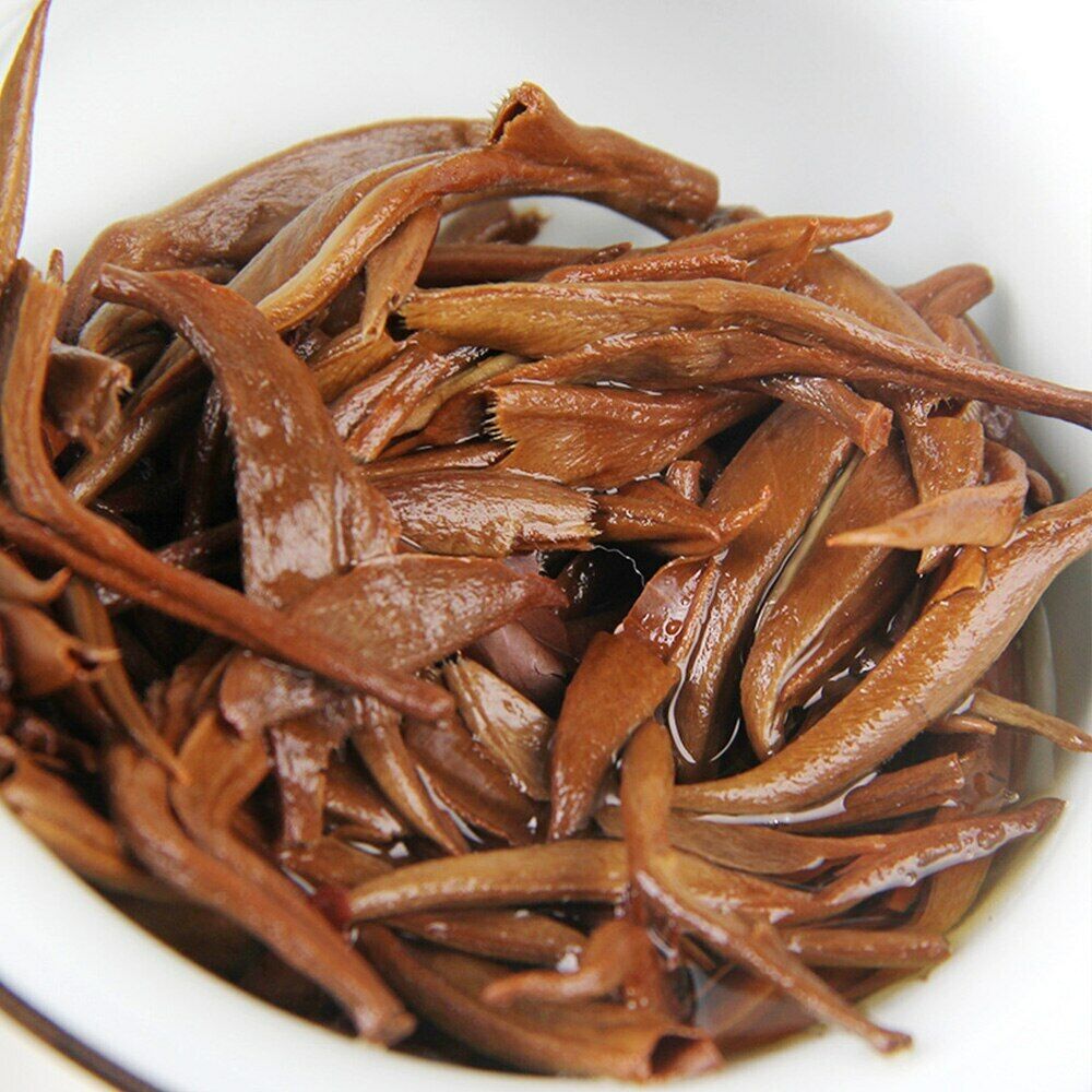TeaFengqing Big Golden Bud Nectar Cake with Strong Fragrance Black Tea 357g