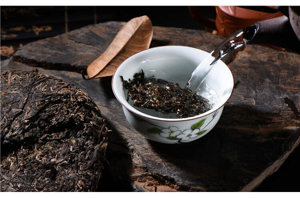 Song Pin Hao Spring Yiwu Mountain Ancient Tree Aged Puer Pu Er Tea 357g Raw