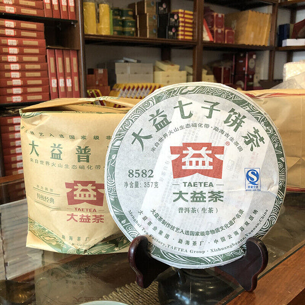 TAETEA 8582 Yunnan Menghai Dayi Pu-erh Green Cake Puer Pu Er Tea 357g Raw