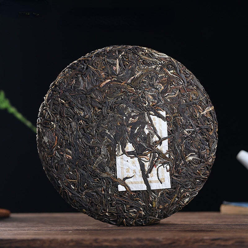 Gâteau au thé Pu'er du Yunnan Yiwu 357g thé cru Pu'er du début du printemps