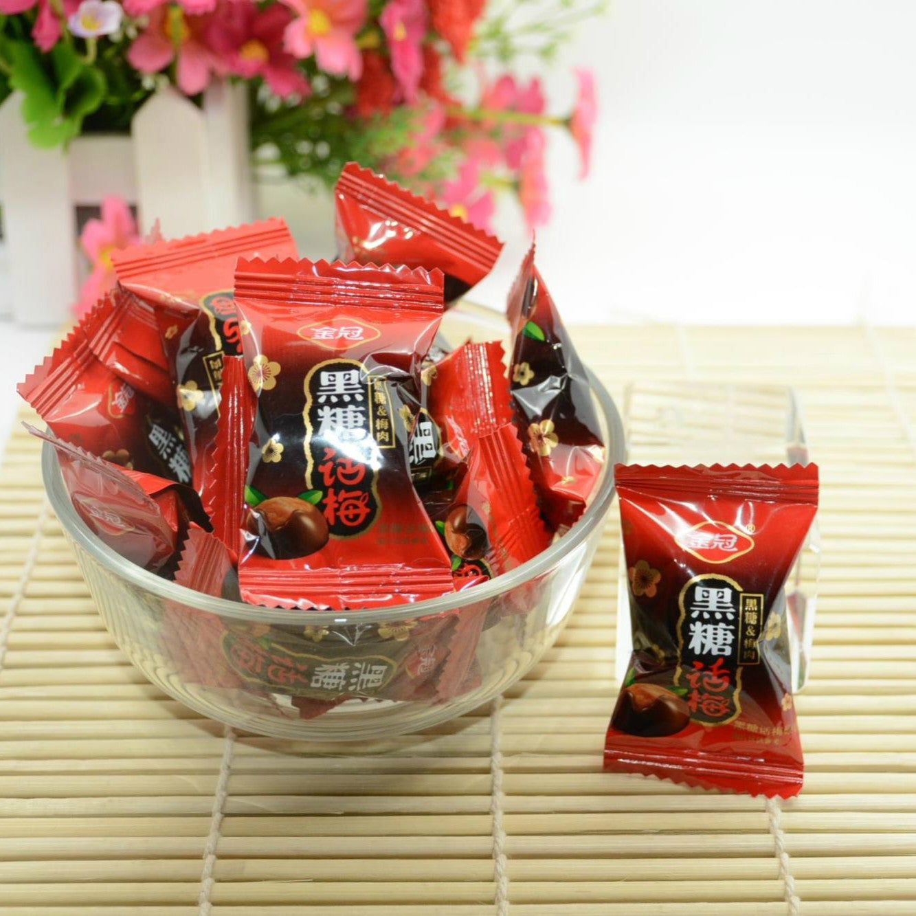 468g Brown Sugar Plum Candy Chinese Sweet and Sour Candies Main image