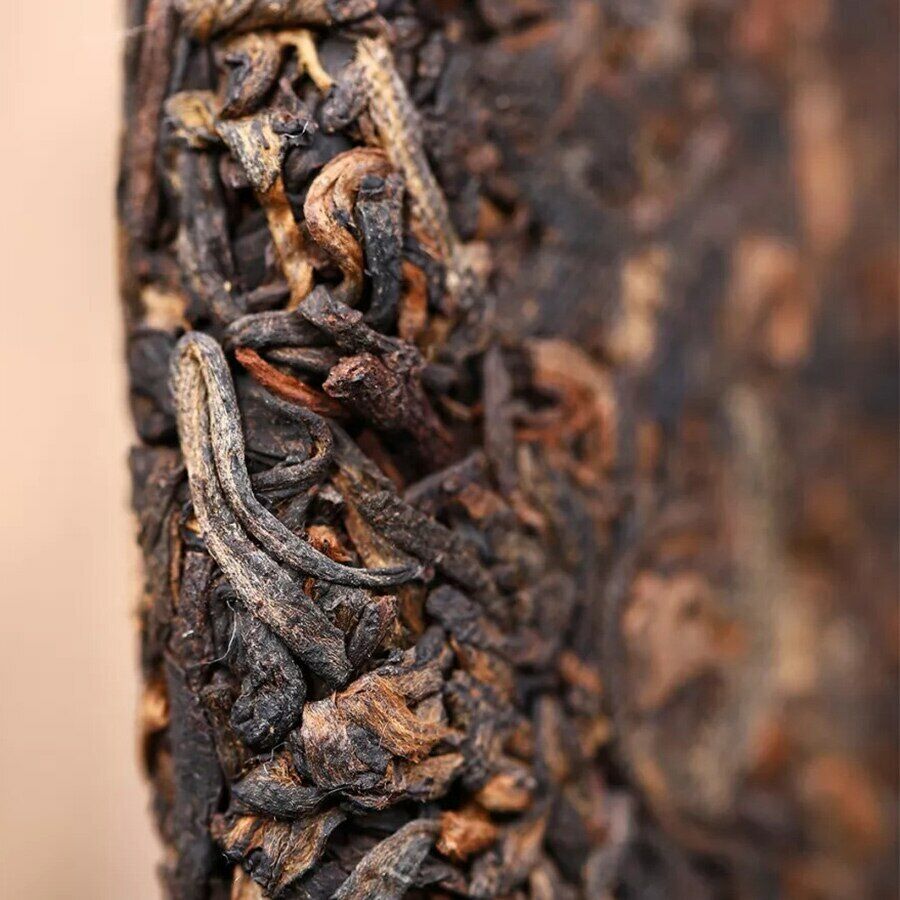 Haiwan Yun Hai Ripe Puer Tea Yunnan Aged Tree Old Comrade Shu Puer Tea 400g
