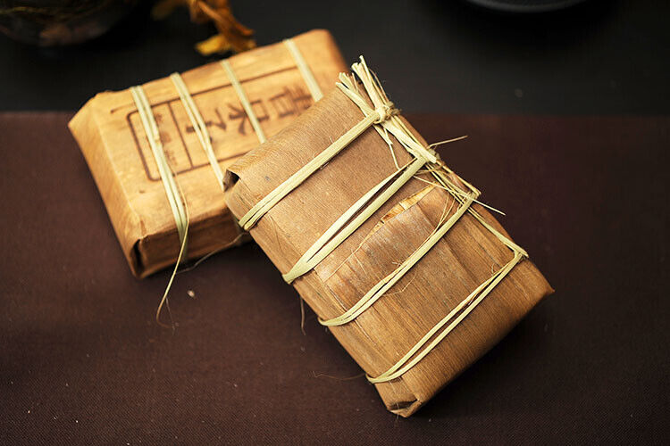 Lao Man E Pu-erh Tea Brick Ancient Tree Yellow Slice Ripe Puer Pu'er Tea 500g