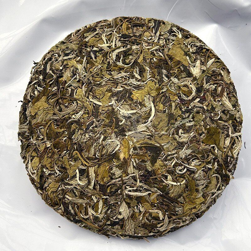 Fuding White Peony White Tea Peony King White Chinese Tea Bai Cha Cake 300g