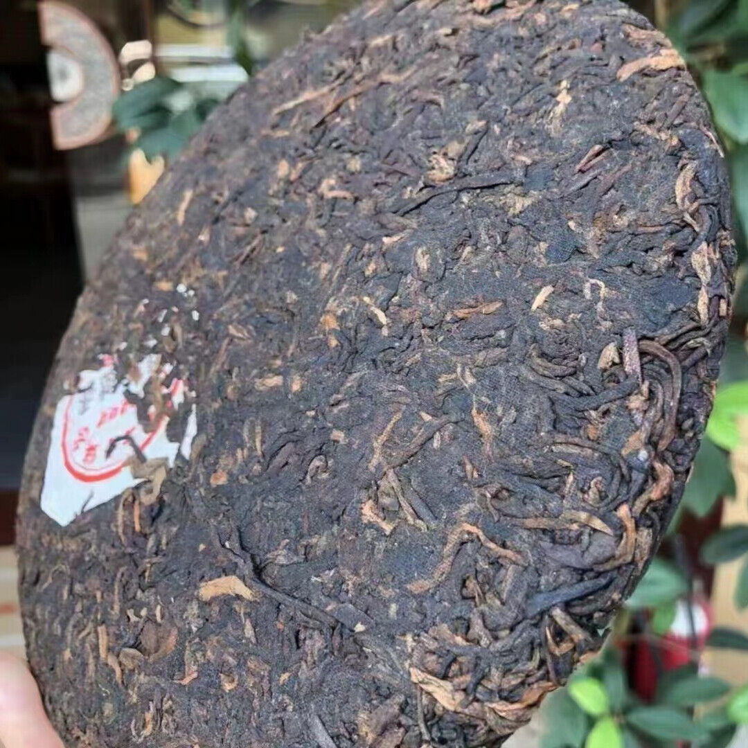 357g Yunnan Ripe Pu-erh Tea Cake Bulang Ancient Tree Aged Pu'er Cooked Tea