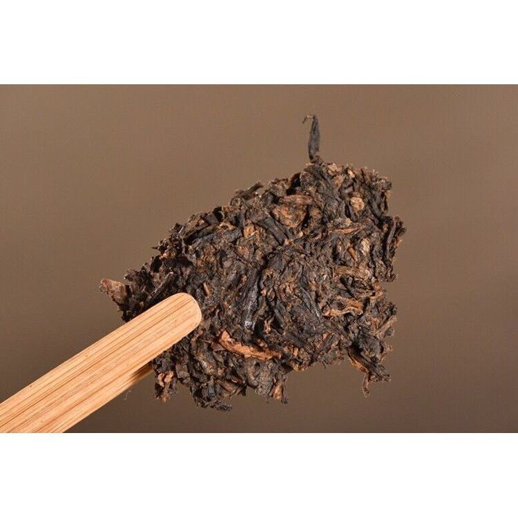 Yunnan Long Ma Tong Qing Pu Er Tea Cake Yiwu Mt. Old Tea Ripe Puer Tea 357g