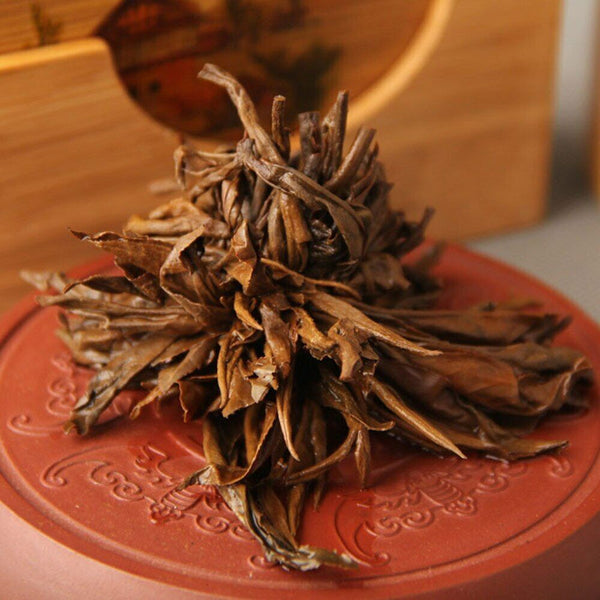 TeaYunnan Black Tea Fengqing Dianhong Handmade Dragon Bal Golden Ball Tea 100g