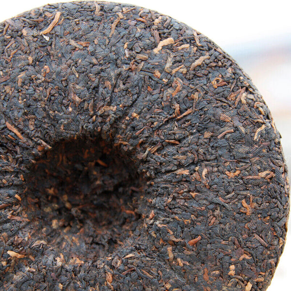 Menghai Tributary Golden Bud Pu-erh Tea Puer Shu Pu'er Puerh Ripe Tea Cake 500g