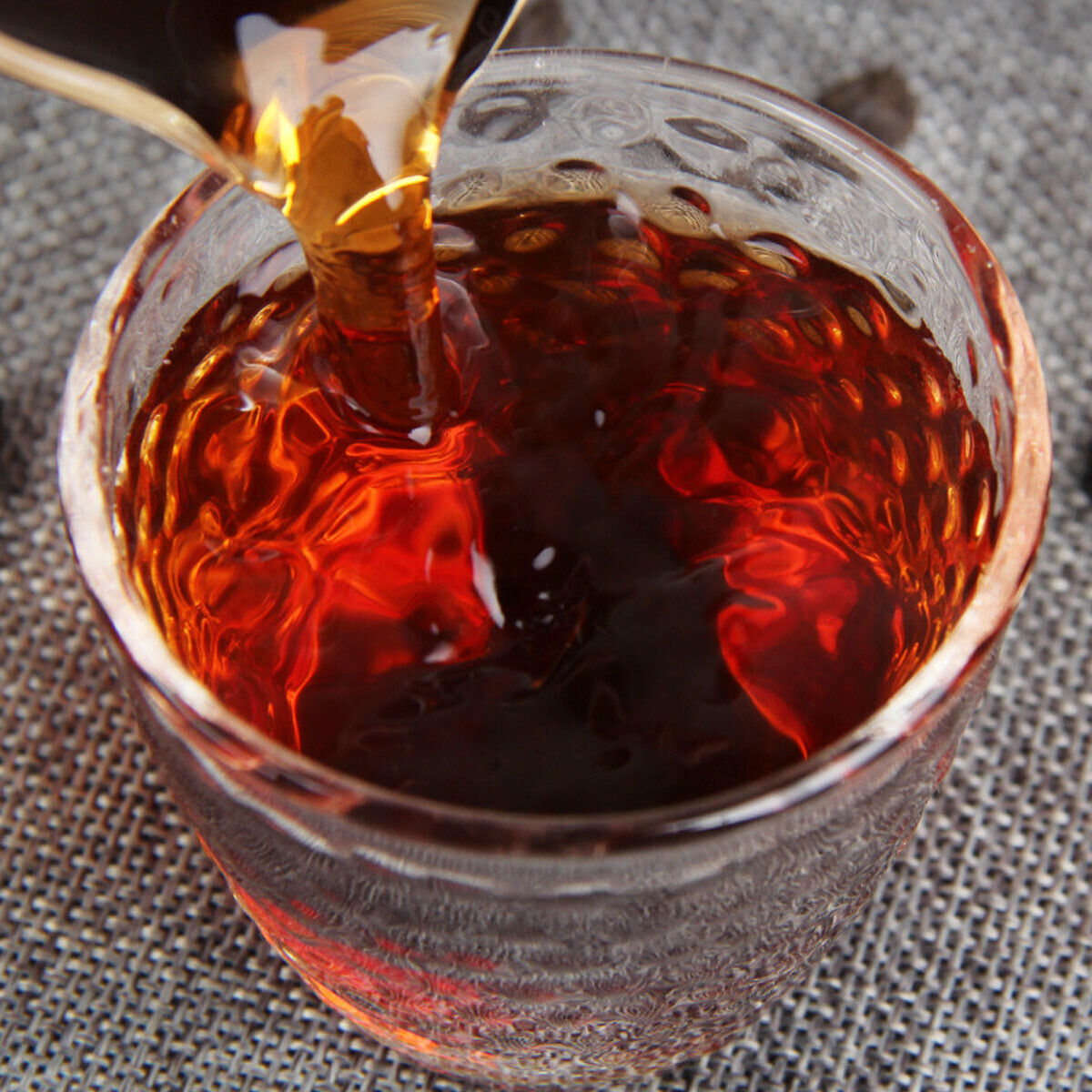 Bulk Yunnan Pu-erh Tea Glutinous Rice Fragrant Bamboo Basket Ripe Puer Tea 500g