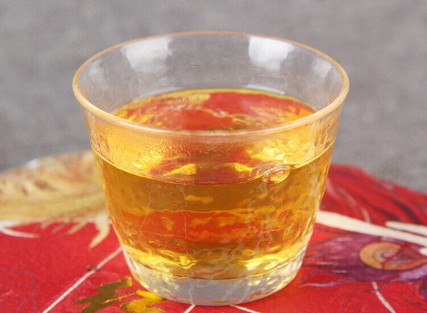 Nonpareil Organic Yunnan Golden Bud Cake Compressed Tea Dian Hong Black Tea 357g