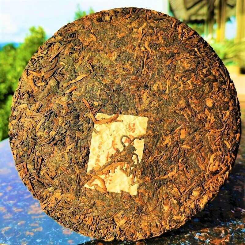 Organic Tea Ancient Tree Pu'er Tea Zhonghong Ying Yunnan Qizi Cake Tea 357g