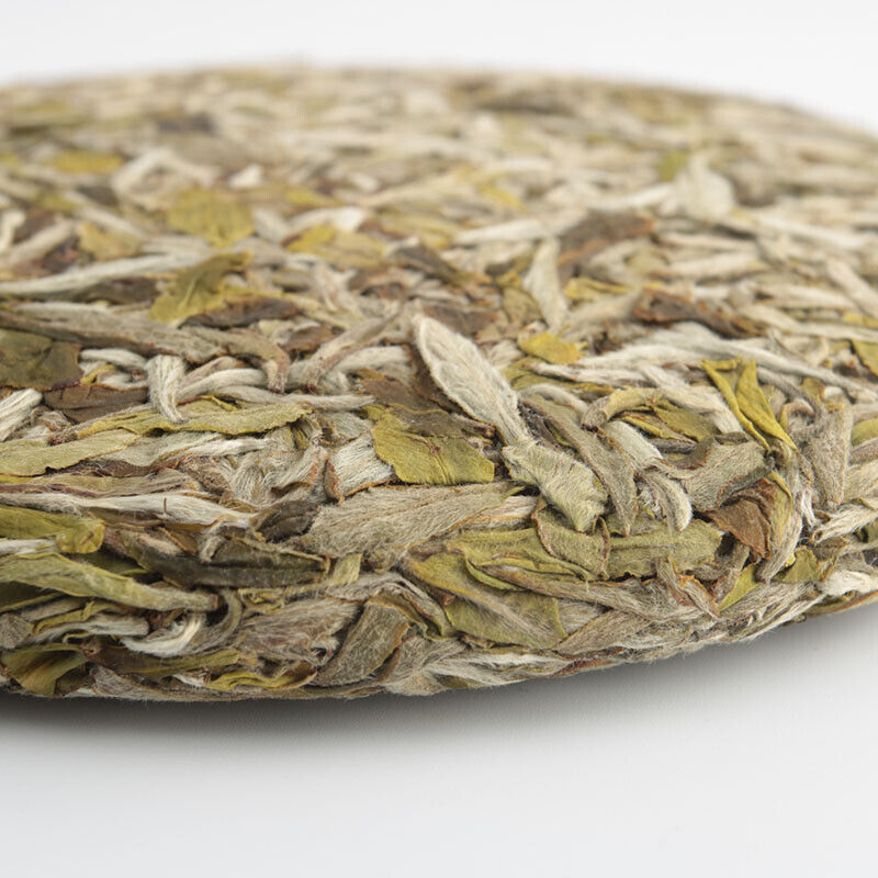 Slimming Tea Fuding White Tea Cake Alpine Sun-dried White Tea High Quality 300g Main image