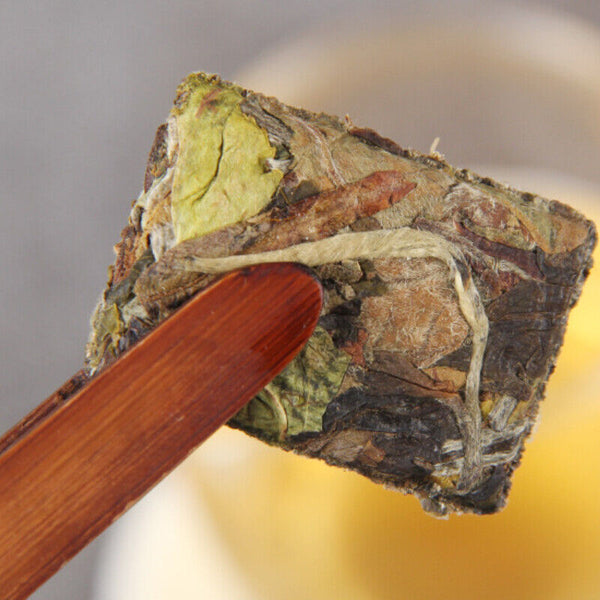 Honey Fragrance Healthy Drink White Tea Yunnan Small White Tea Brick Flower 500g