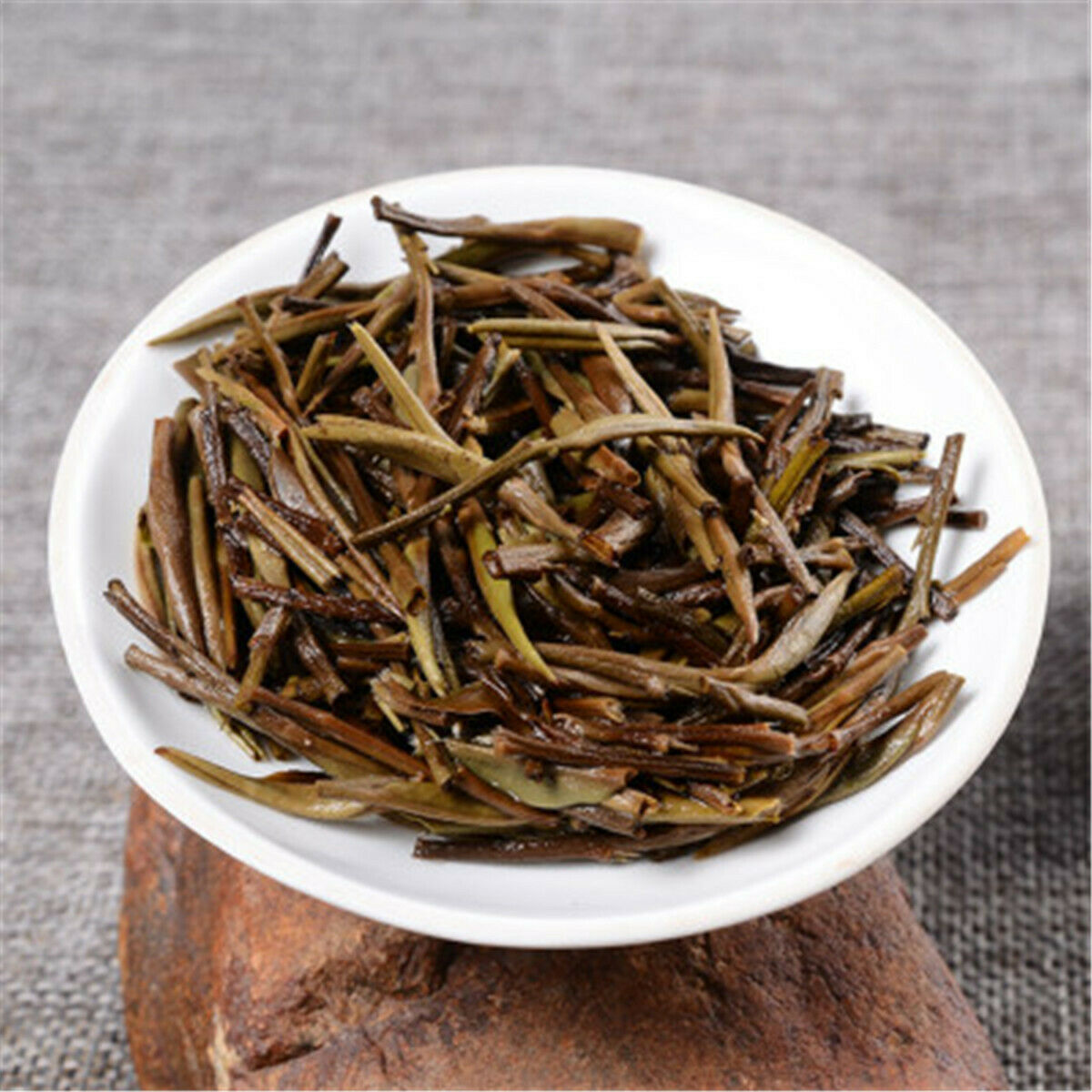 White Tea Silver Needle Bai Hao Yin Zhen Tea Fuding Fujian Organic Delicious Tea