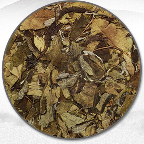 Organic Shoumei Green Tea Floral Fragrance Tea Fuding White Tea Cake 300g