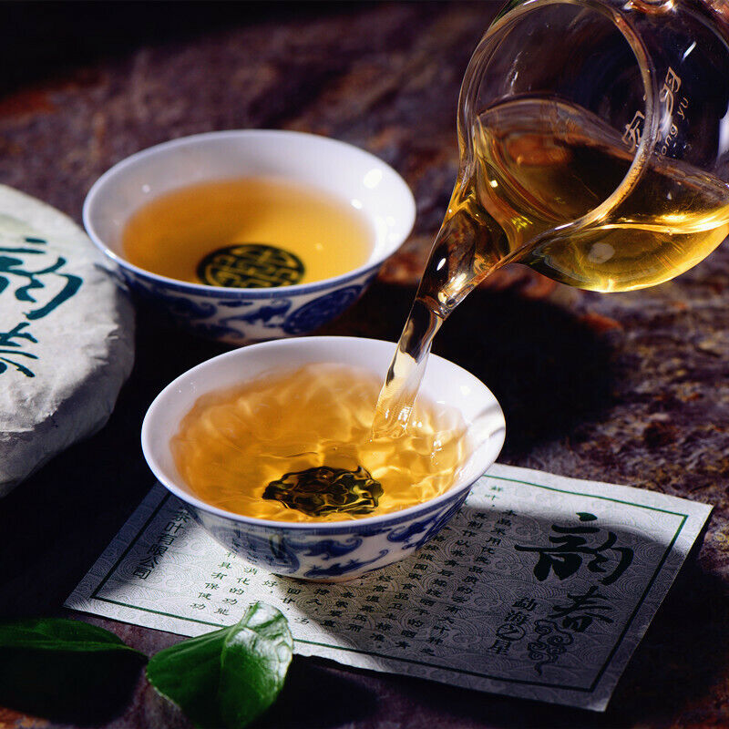 Specialty Tea Natural Big Tree Pu'er Green Tea Yunnan Pu-Erh Cha Tea Cake 357g Secondary image