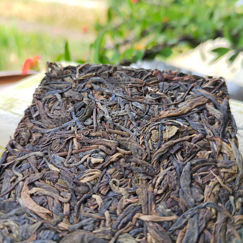 Yiwu Original Old Tree Tea Brick Healthy Drink Top-Grade Pu'er Tea Brick 200g Secondary image